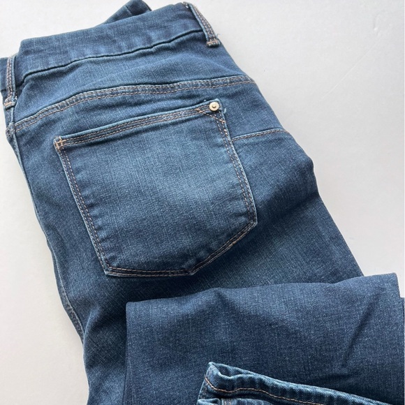 Chico’s • So Lifting Straight Leg Dark Wash Jeans - Picture 3 of 6